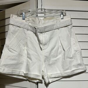 Ana High Rise Belted Women's Midi White Shorts size 14 4” inseam